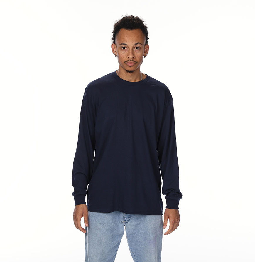 Gildan G540 long-sleeve T-shirt in Navy